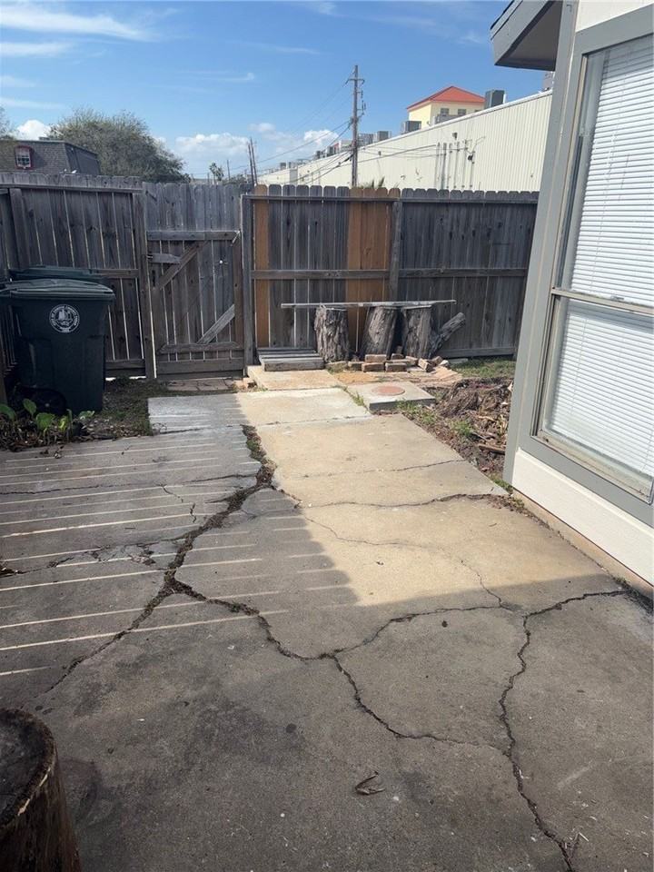 6513 Long Meadow Dr - Photo 7 of 16