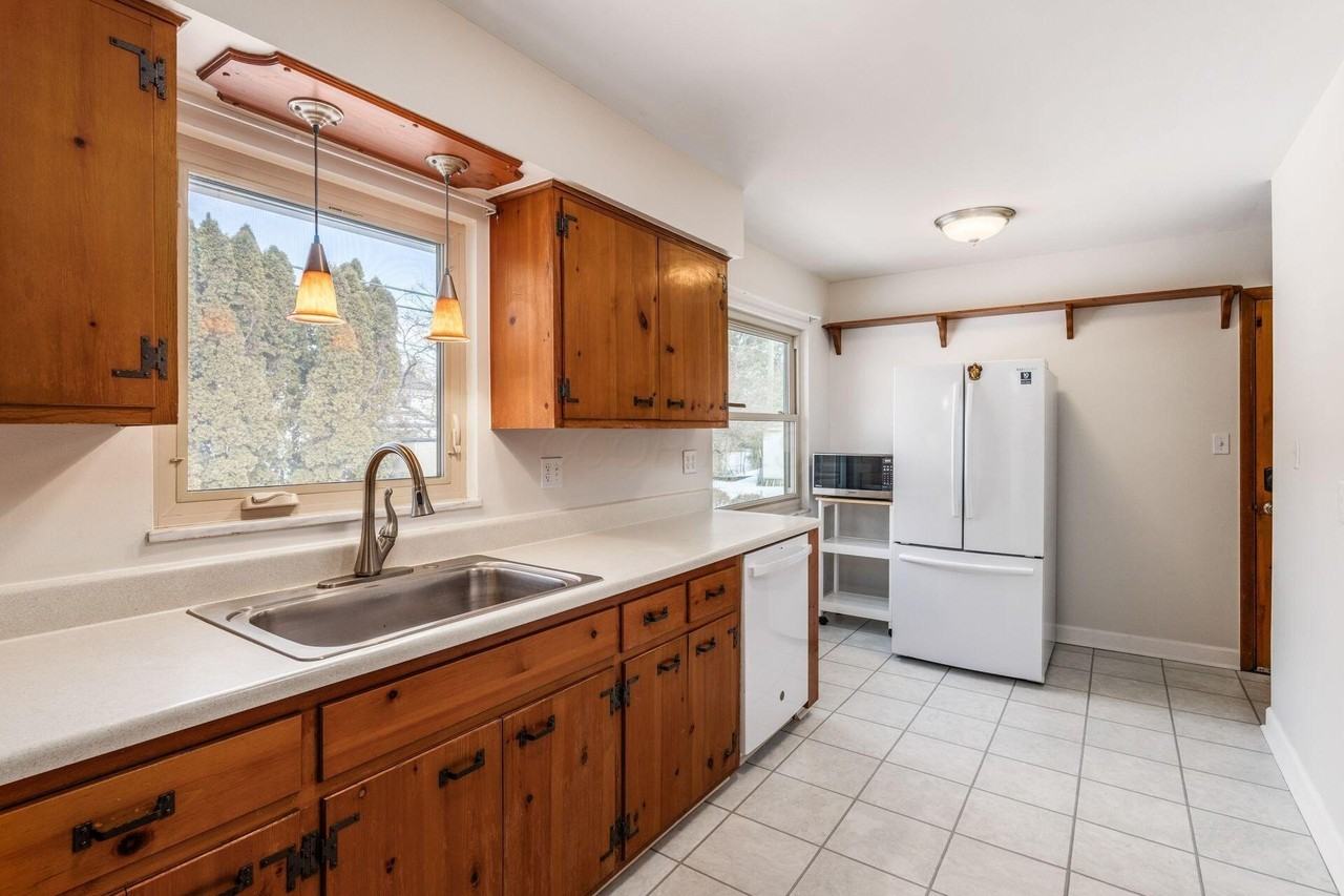 724 Drummond Ct - Photo 6 of 19