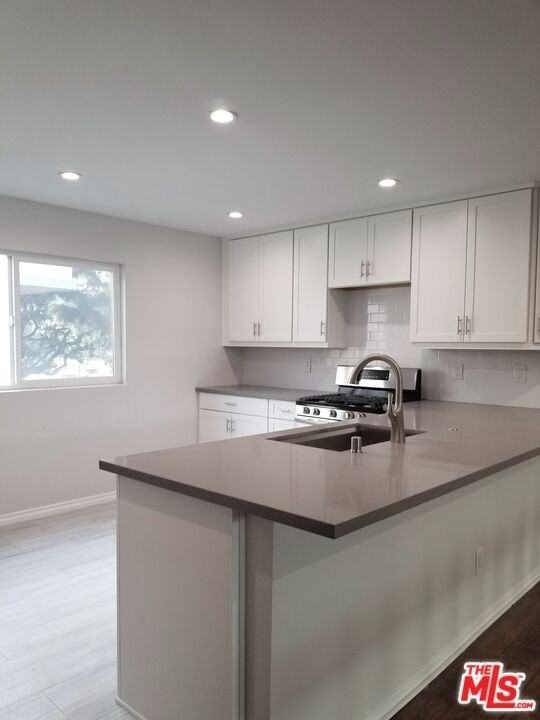 4866 1/2 Mcconnell Ave - Photo 2 of 37