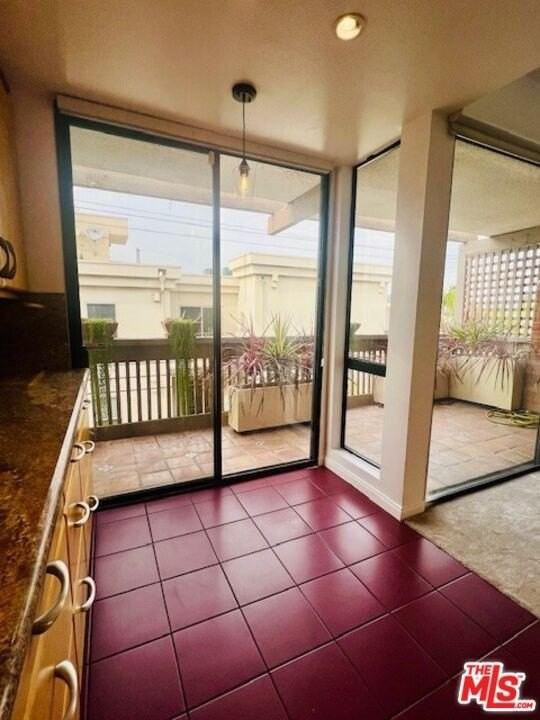 11805 Mayfield Ave Apt 306 #306 - Photo 5 of 20