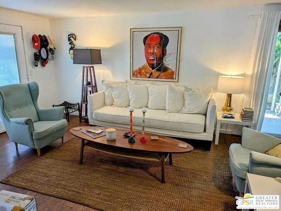 20 Via Valverde - Photo 3 of 25