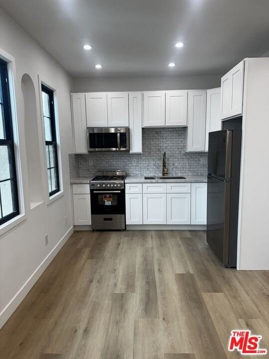 1047 Irolo St Apt 201 #201 - Photo 7 of 12