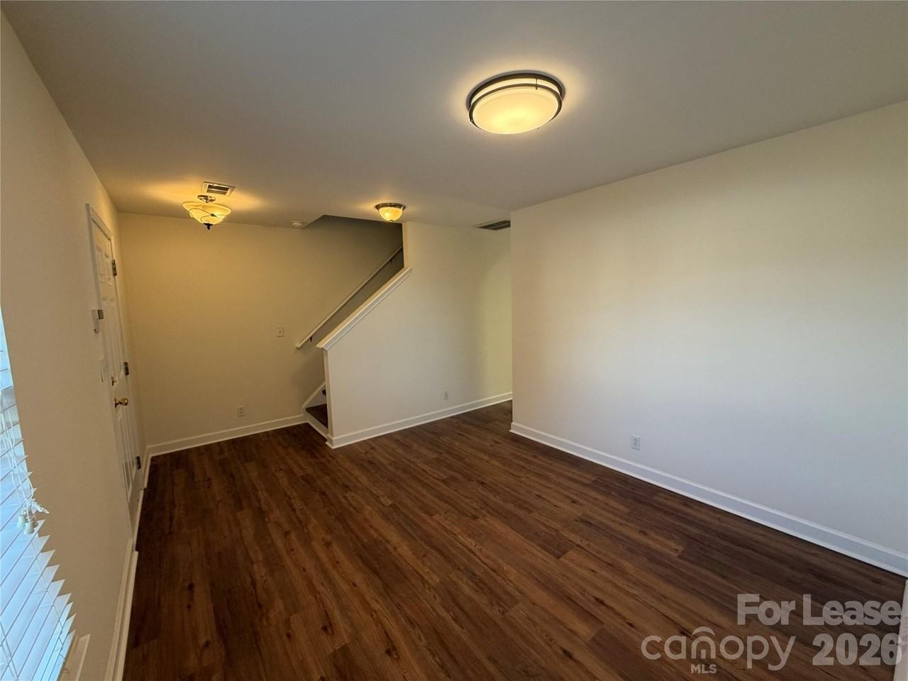 7499 Bluff Point Ln - Photo 2 of 14