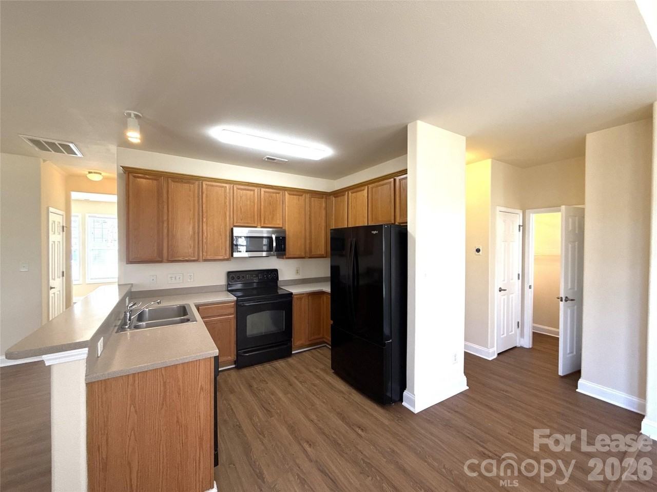 10082 Paisley Dr - Photo 6 of 20