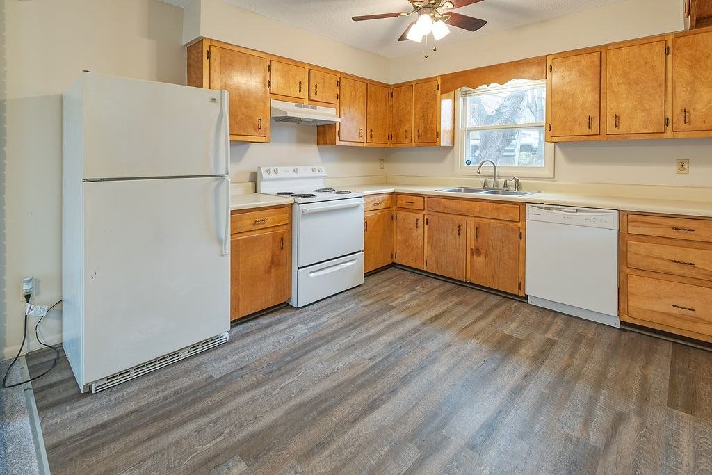 17 Clinton Avenue - Photo 2 of 15