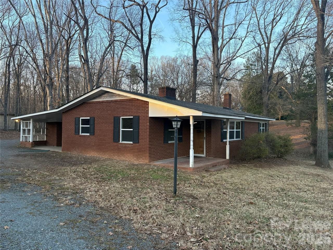 2514 Lancaster Hwy - Photo 3 of 23