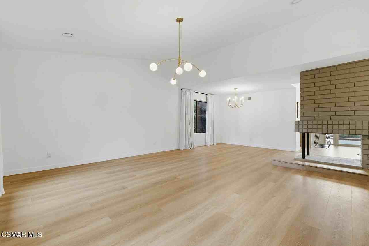 822 Rim Crest Dr - Photo 6 of 41