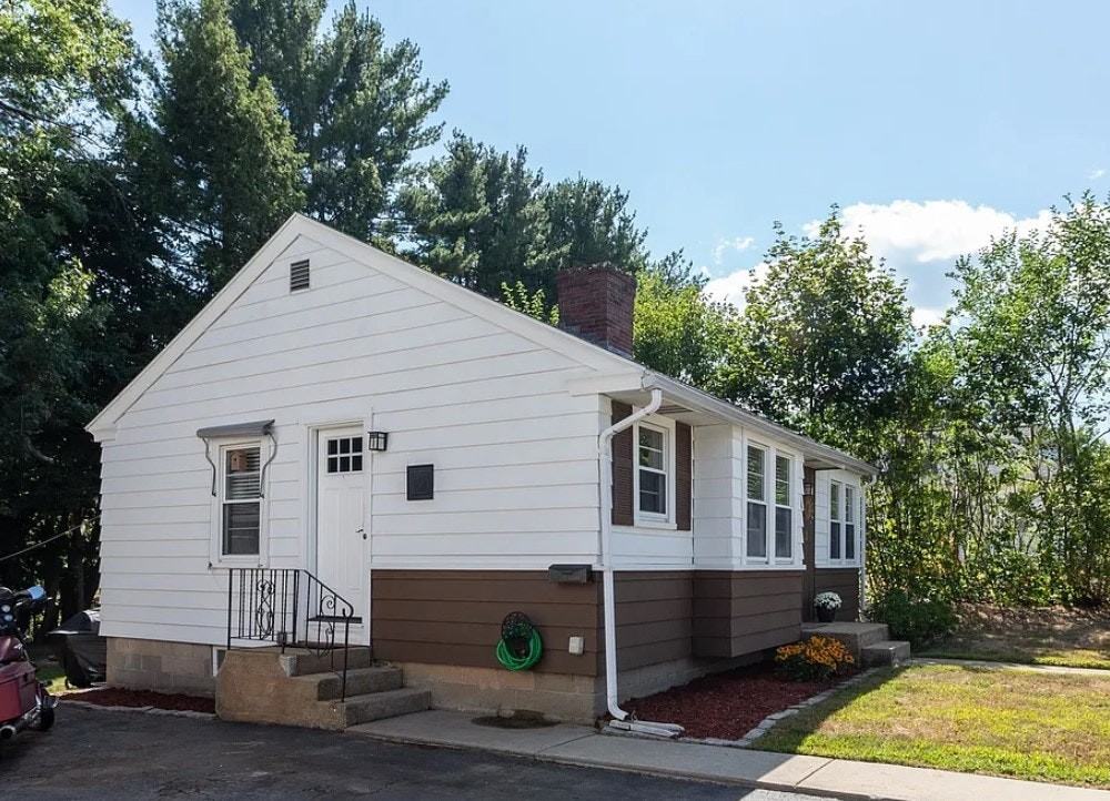 52 Dickey Street - Photo 4 of 16