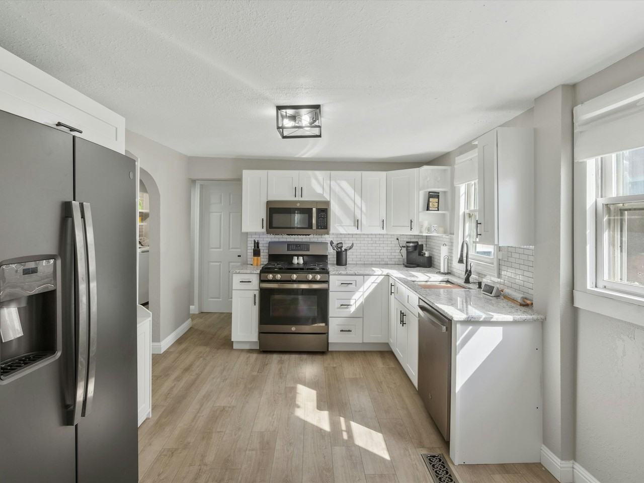 505 Harrison Street - Photo 2 of 20