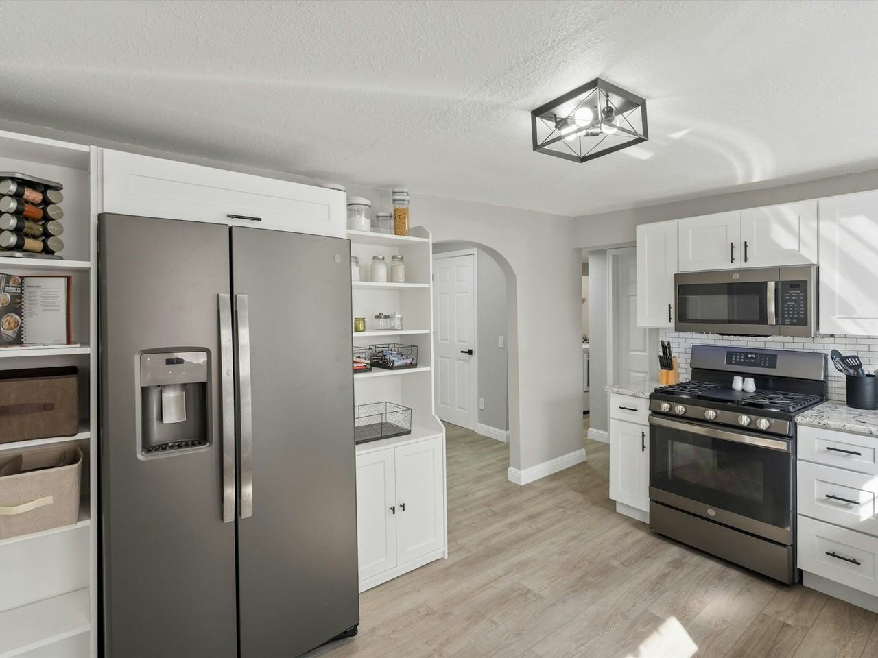 505 Harrison Street - Photo 3 of 20