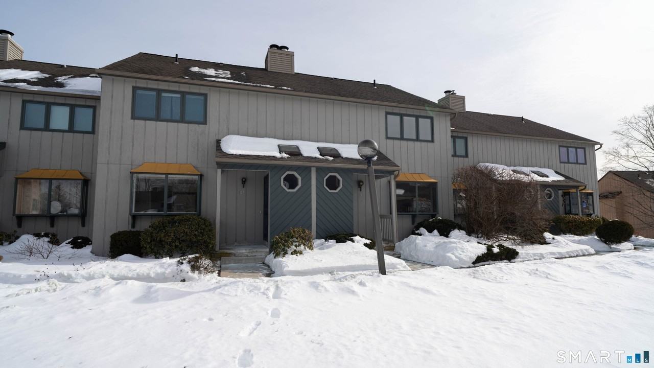 147 Skyview Dr Unit 147 #147 - Photo 3 of 20