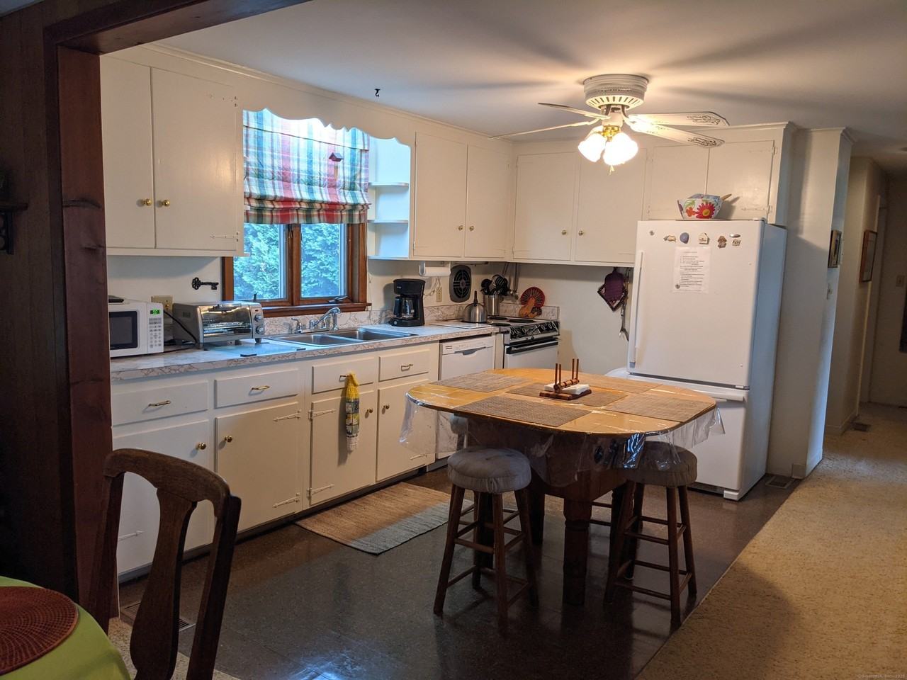 89 Grove Beach Rd S - Photo 6 of 24