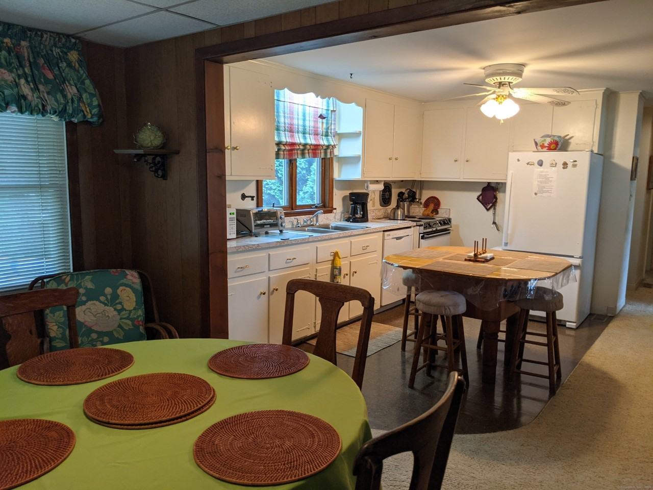 89 Grove Beach Rd S - Photo 7 of 24