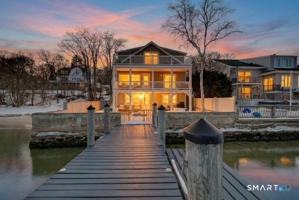 featured image of 352 Pequot Ave