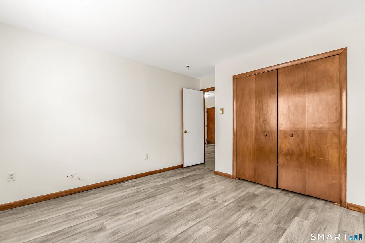 115 Short Beach Rd Unit 103 #103 - Photo 7 of 17