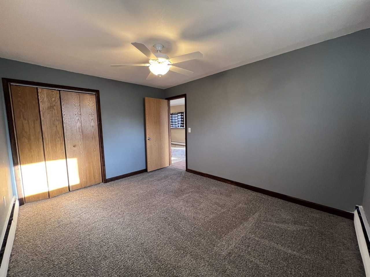 1014 Clough Ave - Photo 7 of 14