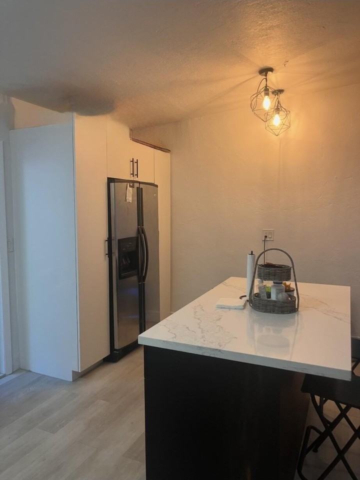 1816 Ne 49th St - Photo 7 of 11