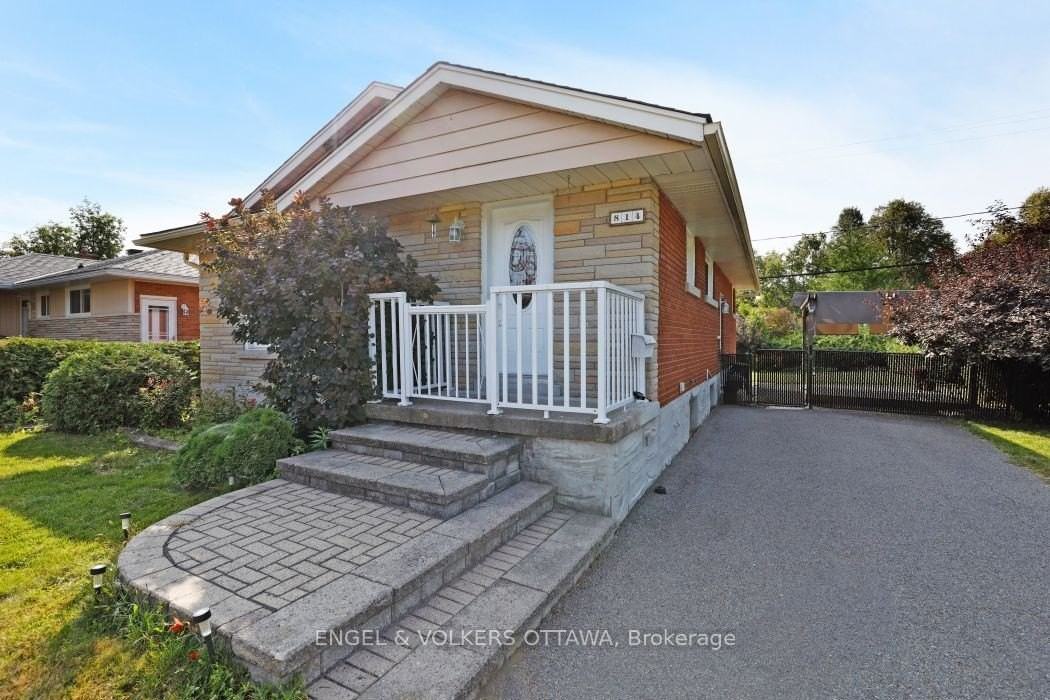 814 Pleasant Park Rd - Photo 2 of 14