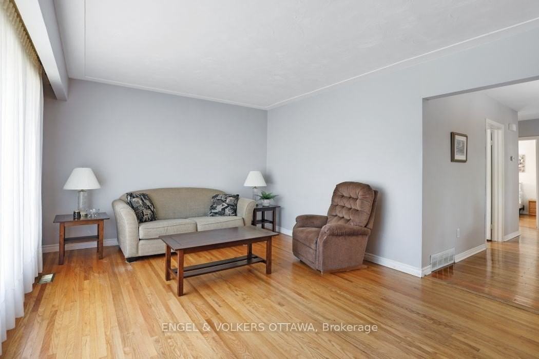 814 Pleasant Park Rd - Photo 4 of 14