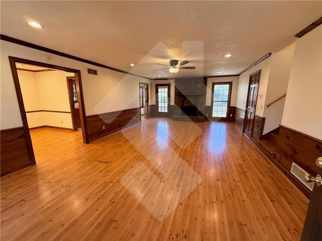 3454 Brandon Hall Way - Photo 4 of 46