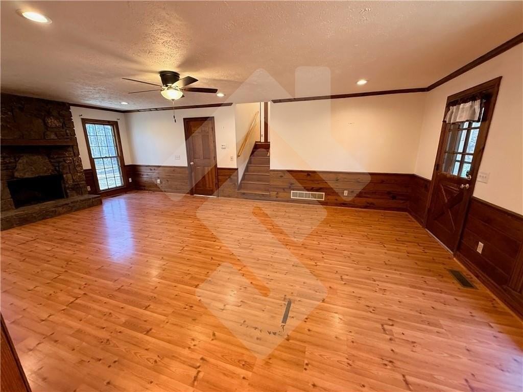 3454 Brandon Hall Way - Photo 5 of 46