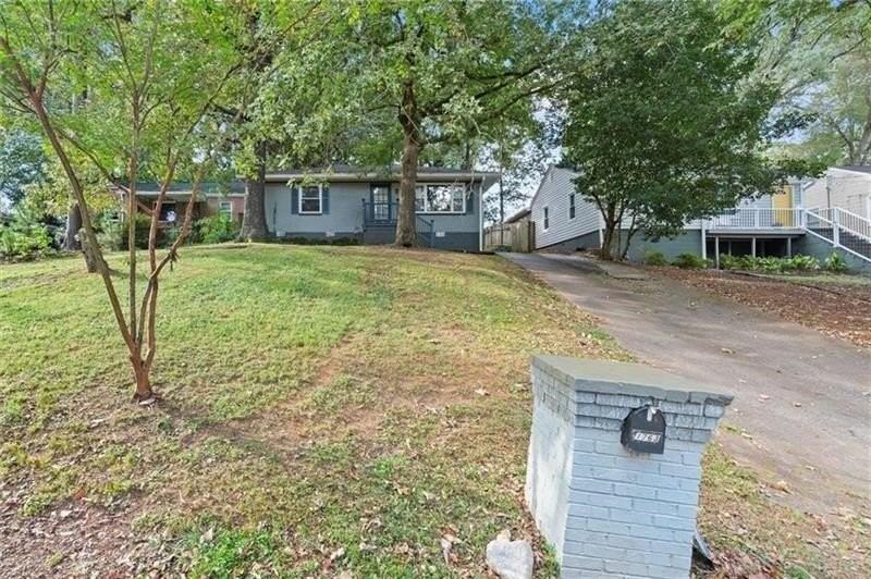 1763 Pennington Pl Se - Photo 5 of 30