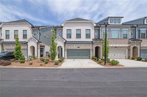 featured image of 1110 Harper Dr