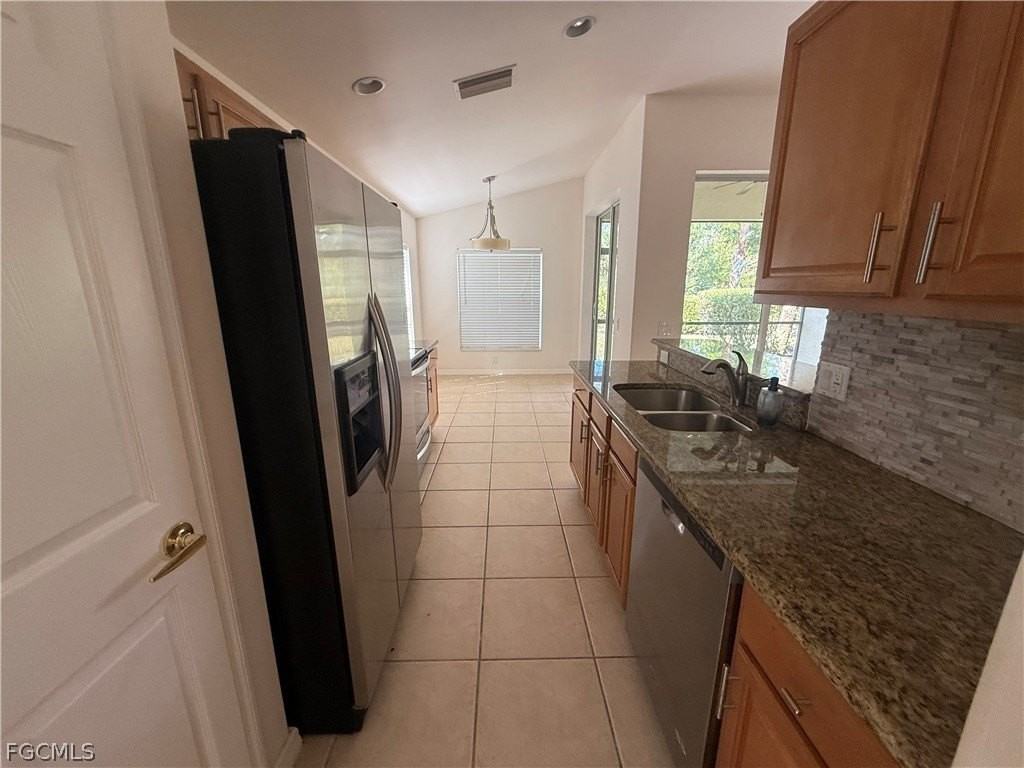 9918 Horse Creek Rd - Photo 3 of 12