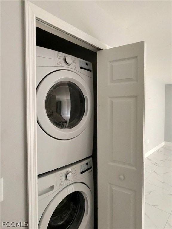 636 Eisenhower Blvd - Photo 7 of 13