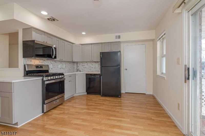 161 Evergreen Rd #12B