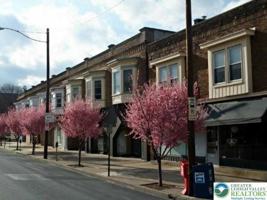 featured image of 606 W Broad St #F