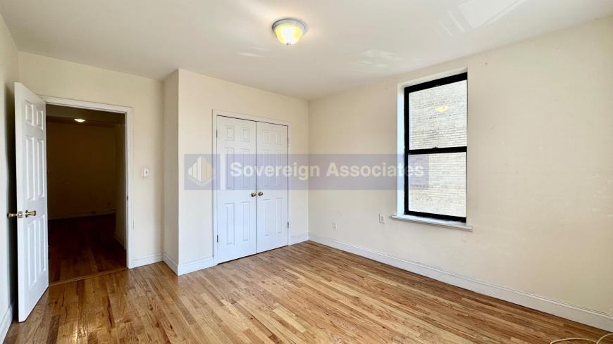 1803 Riverside Dr - Photo 5 of 10