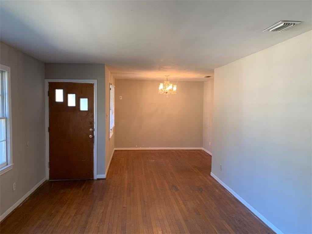 5551 Central Blvd - Photo 2 of 16