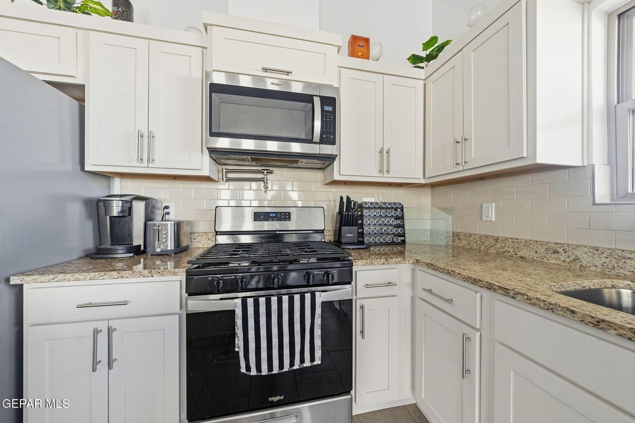 1181 Summer Rain St - Photo 6 of 27