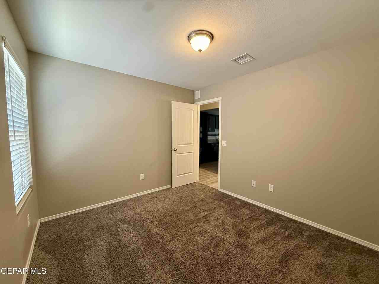 15005 Dream Ct - Photo 7 of 13