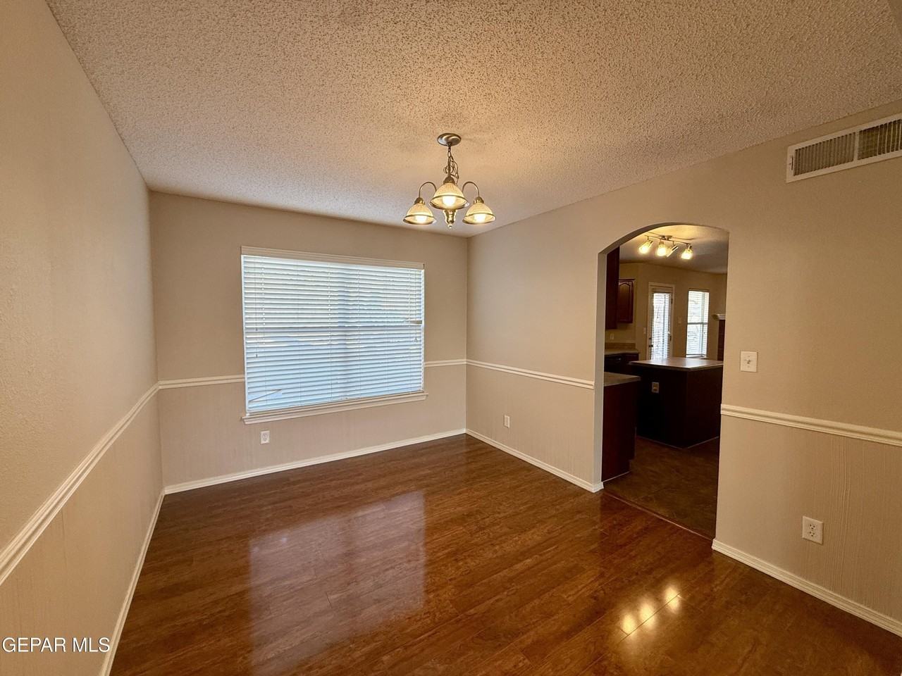 1524 Bill Mueller Pl - Photo 4 of 18