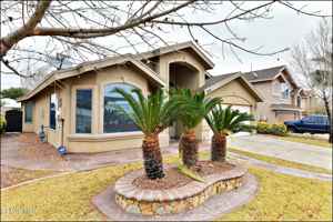 featured image of 5005 Moon Ranch Ln