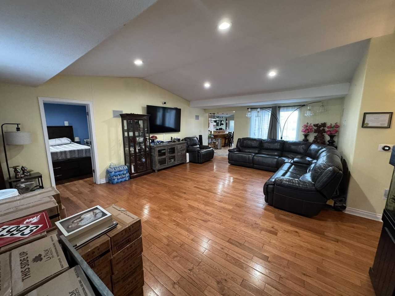 304 Slater Dr - Photo 3 of 16