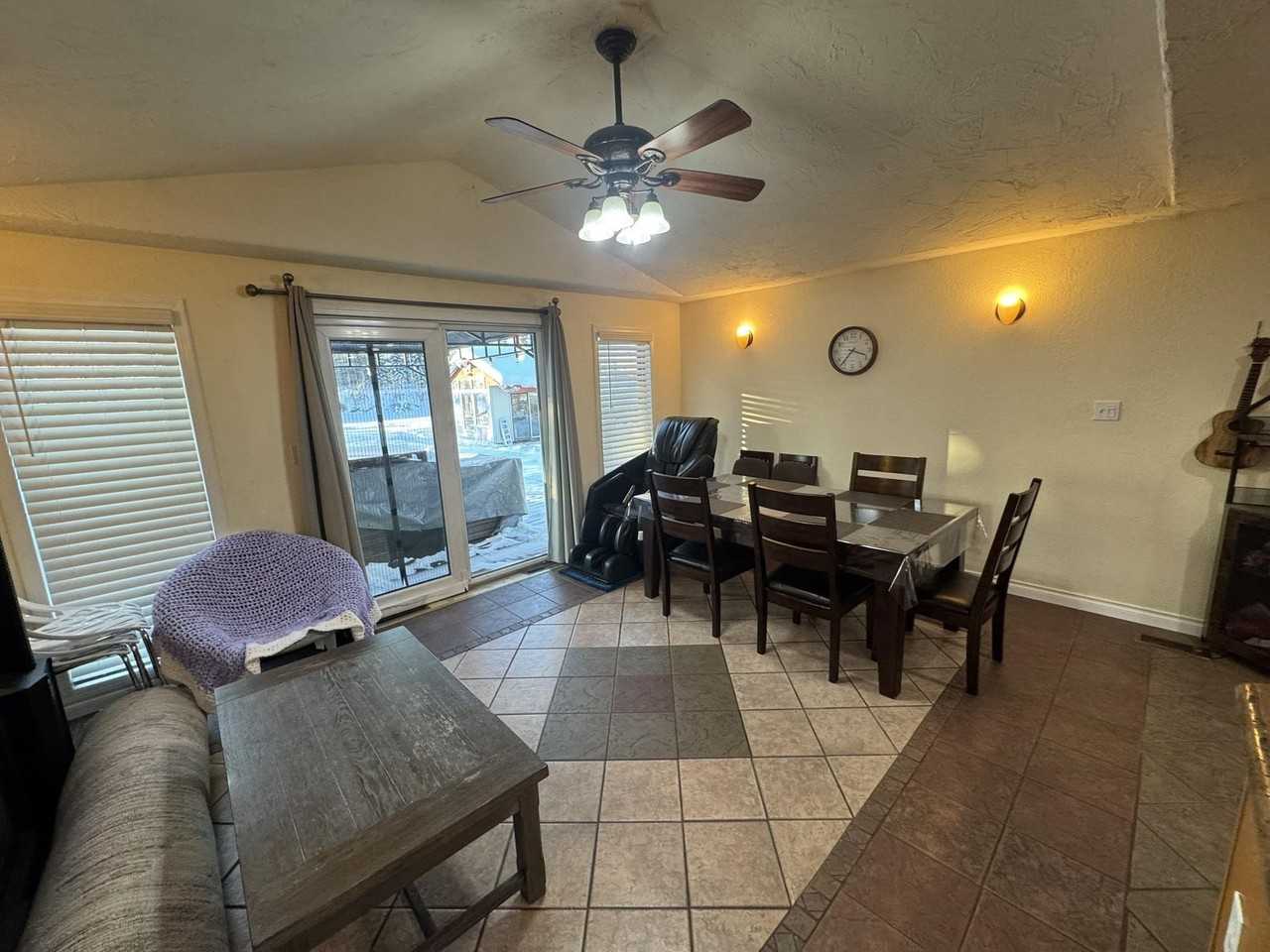 304 Slater Dr - Photo 7 of 16