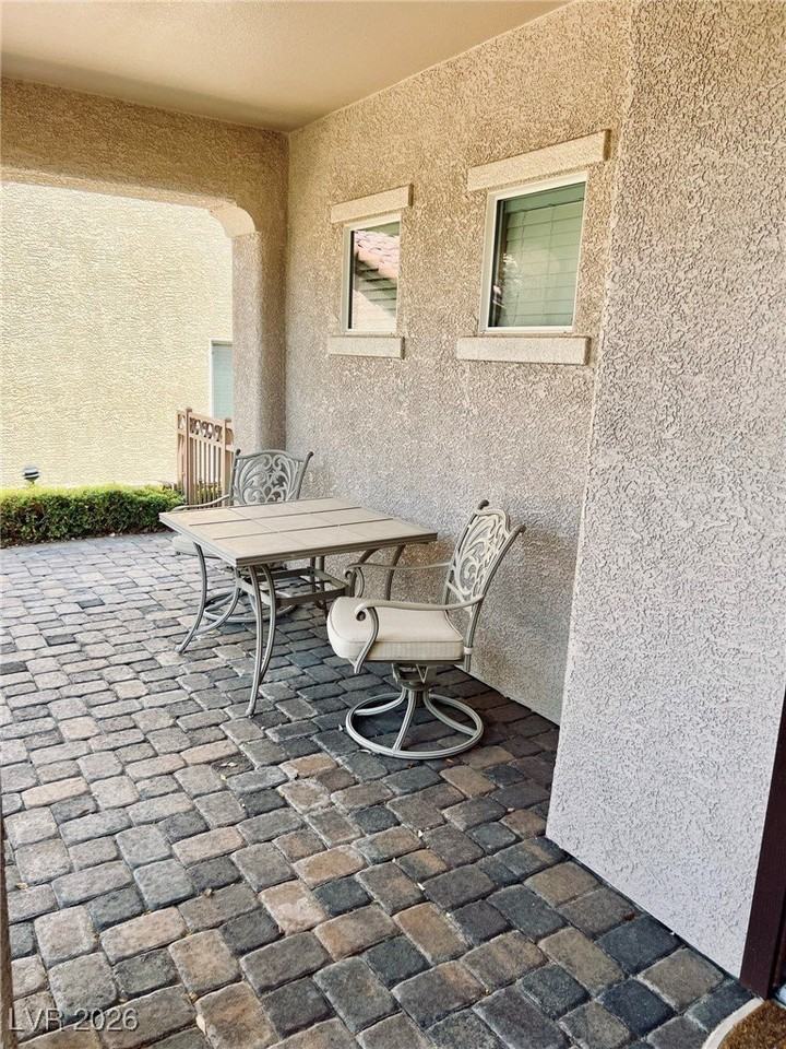 2192 Canyonville Dr - Photo 7 of 50