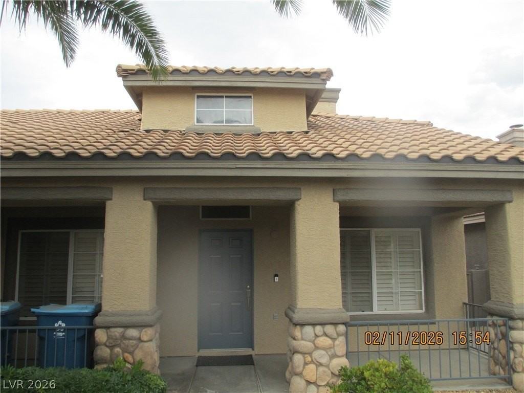 9152 Imperial Castle Ct - Photo 3 of 35