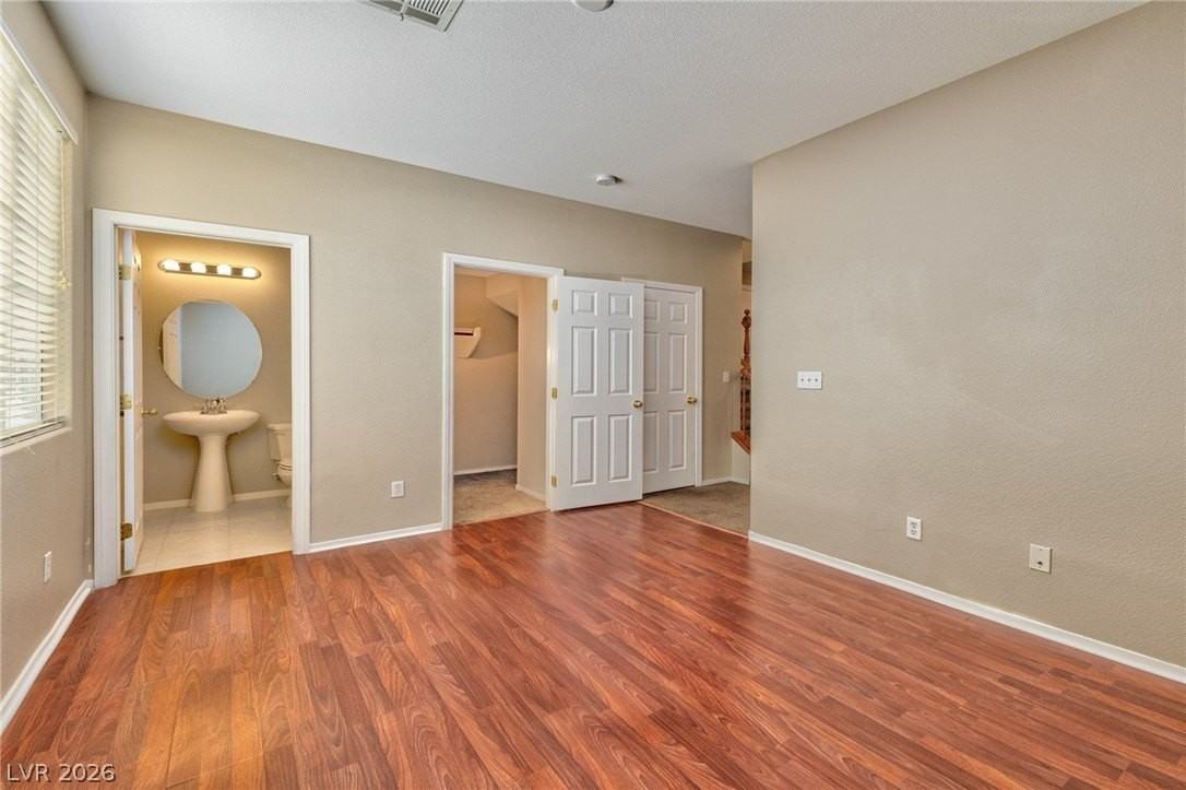 9936 Fountain Walk Ave - Photo 5 of 17