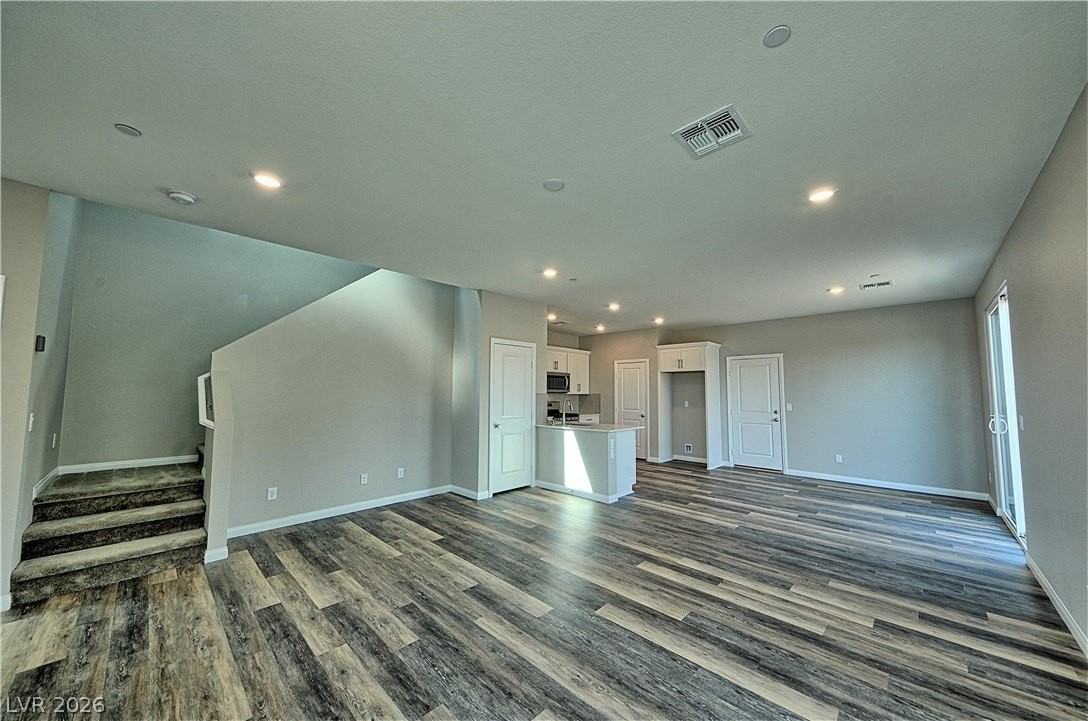 2512 Valdanos Pl - Photo 4 of 27