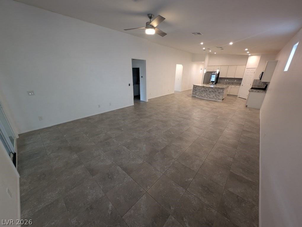 4811 Shady Chestnut Ct - Photo 5 of 31