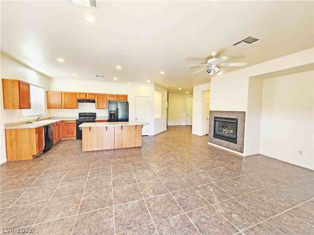 5434 E Cansano St - Photo 5 of 27