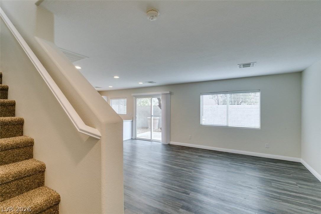 1413 Arc Dome Ave - Photo 4 of 20