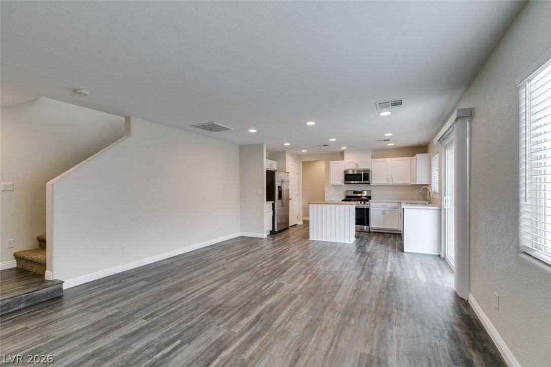 1413 Arc Dome Ave - Photo 7 of 20