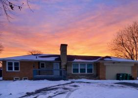 featured image of 824 W 56th Pl