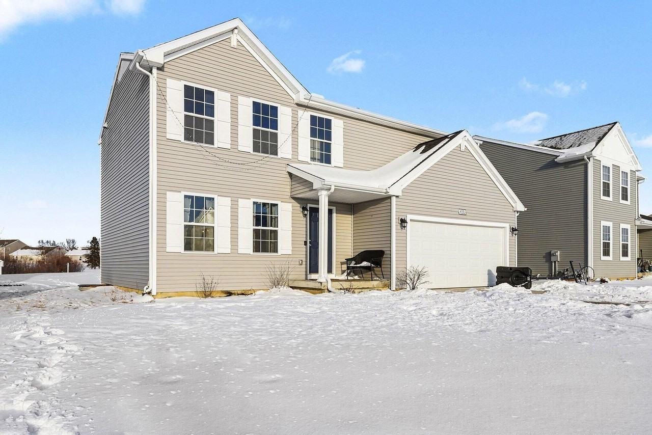 8331 W Sturtevant Ave - Photo 4 of 28