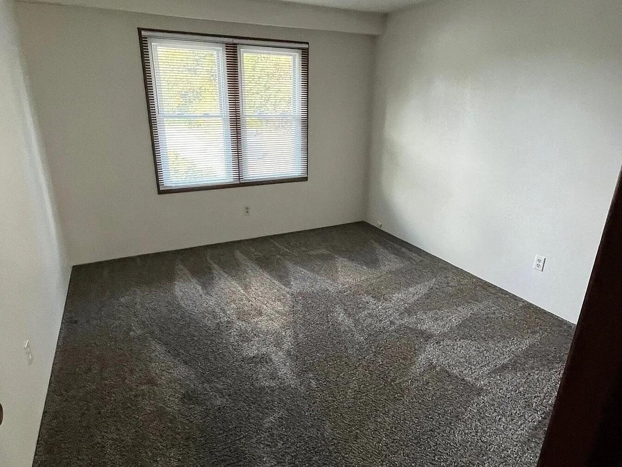 12631 W Michigan Ave Apt A #A - Photo 6 of 9